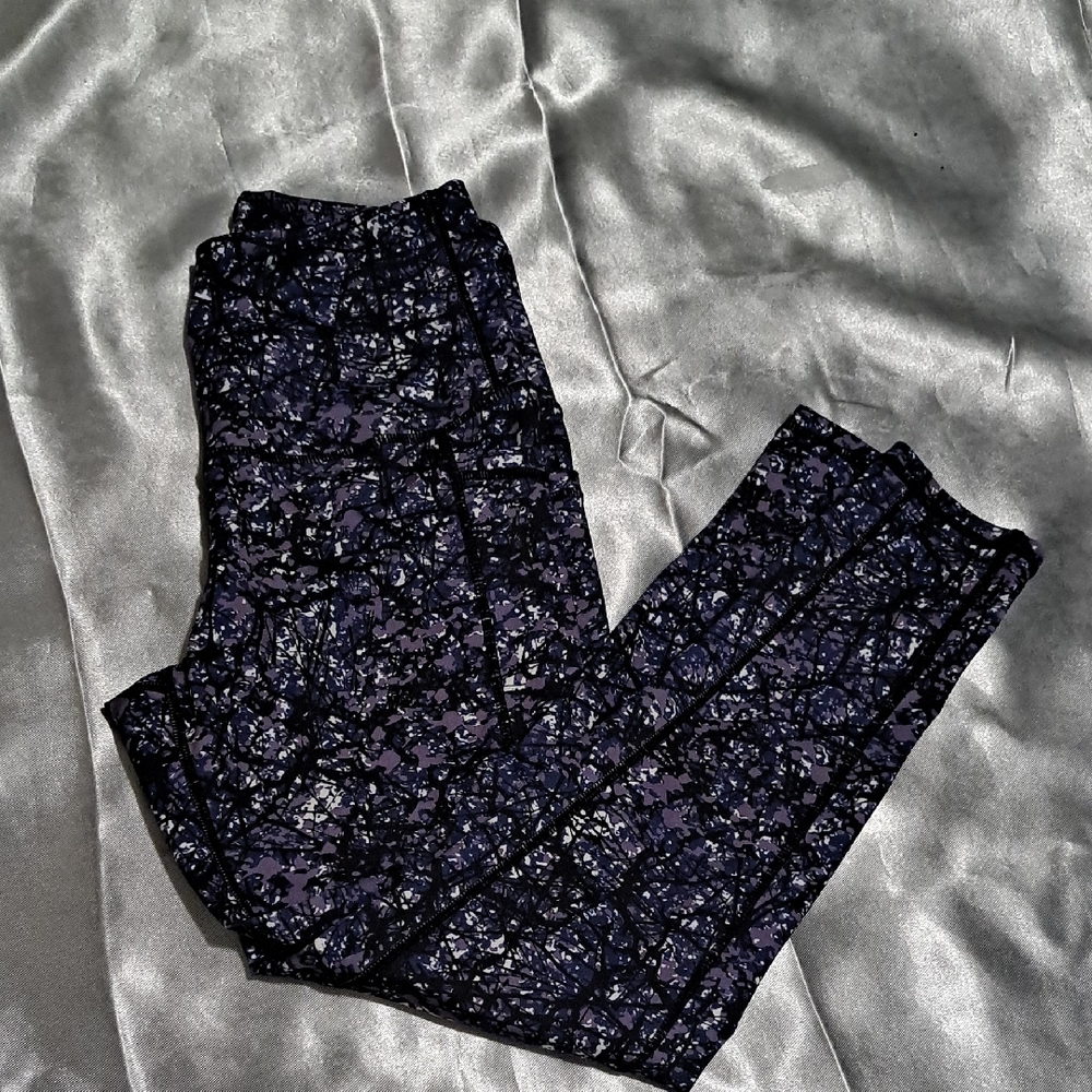Black and Purple Patterned Leggings